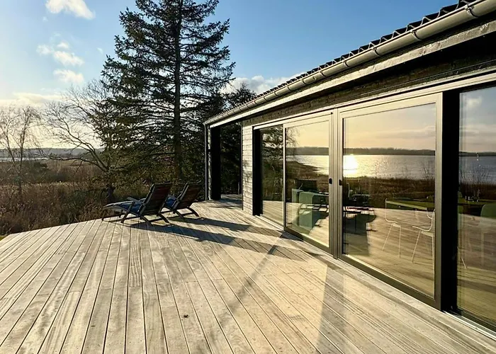 Idyllic Modern House Overlooking Lammefjord Casa vacanze